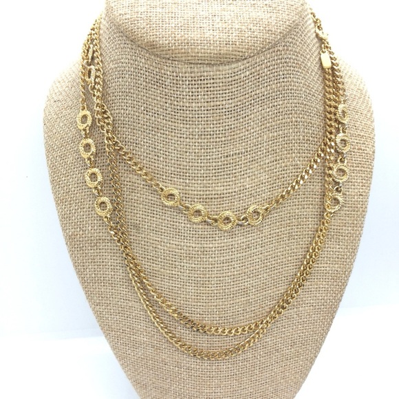 VINTAGE MONET GOLD TONE CHAIN LINK NECKLACE 27" LONG CIRCLE STATIONS LUXURIOUS - Picture 3 of 16